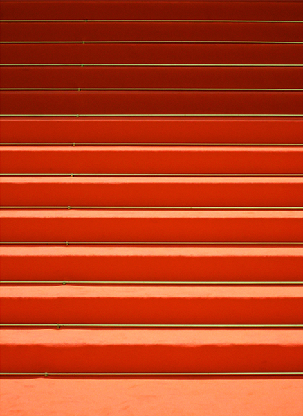 Rote Treppe – Suse Güllert Fotografie